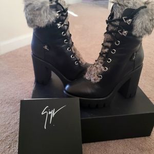 BRAND NEW GIUSEPPE ZANOTTI BOOTS!